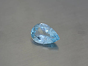 Minerály - Topás sky modrý prírodný hruška 15x10mm - 8671135_