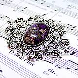 Brošne - Barocco Violet Variscite Brooch / Baroková brošňa s fialovým variscitom v starostriebornom prevedení /0450 - 8712117_