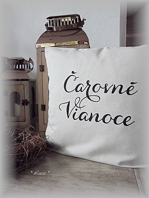 Úžitkový textil - Čarovné Vianoce obliečka na vankúš - 8710984_