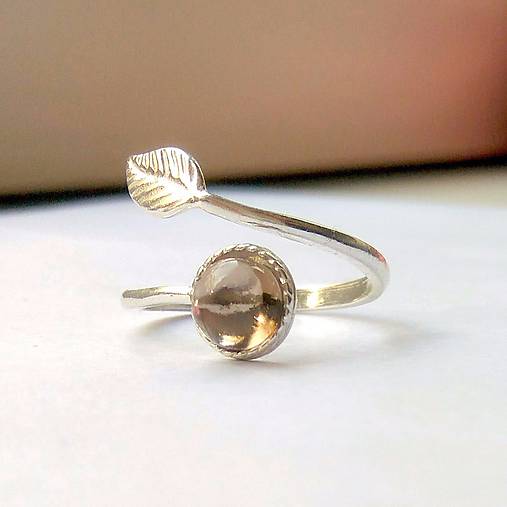 Simple Leaf Silver Gemstone Ring Ag925 / Strieborný prsteň s minerálom  (Smoky Quartz / Záhneda)