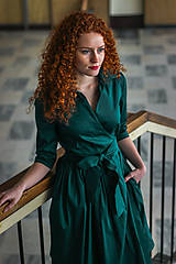 Šaty - Zavinovací šaty MONA, smaragdová zelená - 8738817_