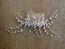 svadobný hrebienok - biele perly