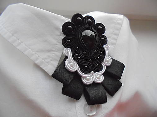 Brošne - Soutache brošňa Emmy pod golier - 8770299_