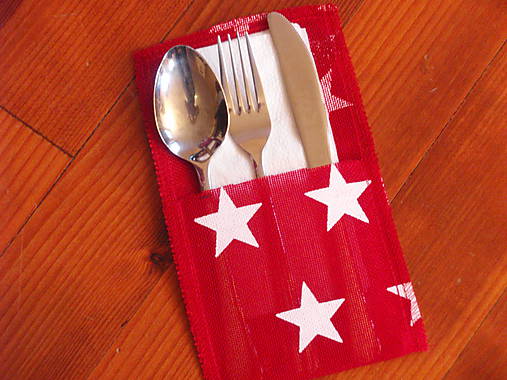 Úžitkový textil - Vianočný obal na príbor - červený s hviezdami - 8774112_