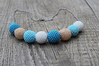 Náhrdelníky - náhrdelník z modrých obšívaných guličiek - 8779638_