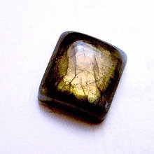 Minerály - Labradorit kabošon obdĺžnik / 15,5x15x6 mm (6-2) - 8795123_