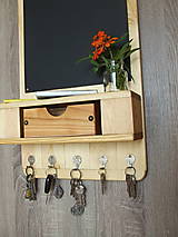 Nábytok - Vešiak na kľúče s tabuľou - 8808297_