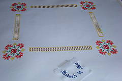 Úžitkový textil - Ručne vyšívaný biely obrus - 8812315_