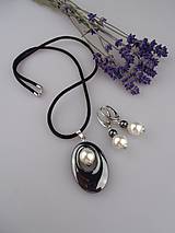 Sady šperkov - hematit perly z mušlí, striebro náušnice, prívesok - 8815222_