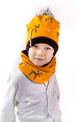 Detské súpravy - Zimný set Obojstranný s Odopínacím brmbolcom Reindeer mustard & black - 8823389_