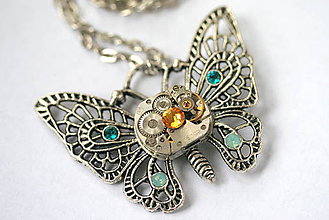 Náhrdelníky - Steampunkový náhrdelník Motýlik - 8823945_