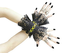 Náramky - Gothic čierne náramky na ruky s čipkou a šnurovaním P1 - 8833983_