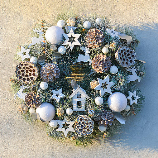 Vianočný veniec na dvere (umelá borovica | 50 cm XL)