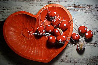 Dekorácie - vianočné ozdoby - orechy červenobodky - 8861482_