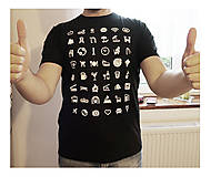 Pánske oblečenie - Ikonkové cestovateľské tričko-pánske čierne - 8883286_