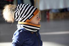 Detské súpravy - zimný Obojstranný set s menom a odopínacím brmbolcom black stripes & apricot - 8884430_
