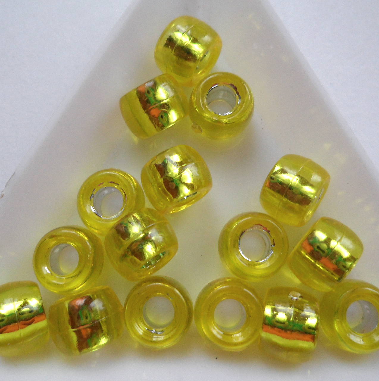 Plast 9x6mm-so strieb.fóliou