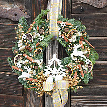 Dekorácie - Prírodný vianočný venček na dvere z jedličky - 8911758_