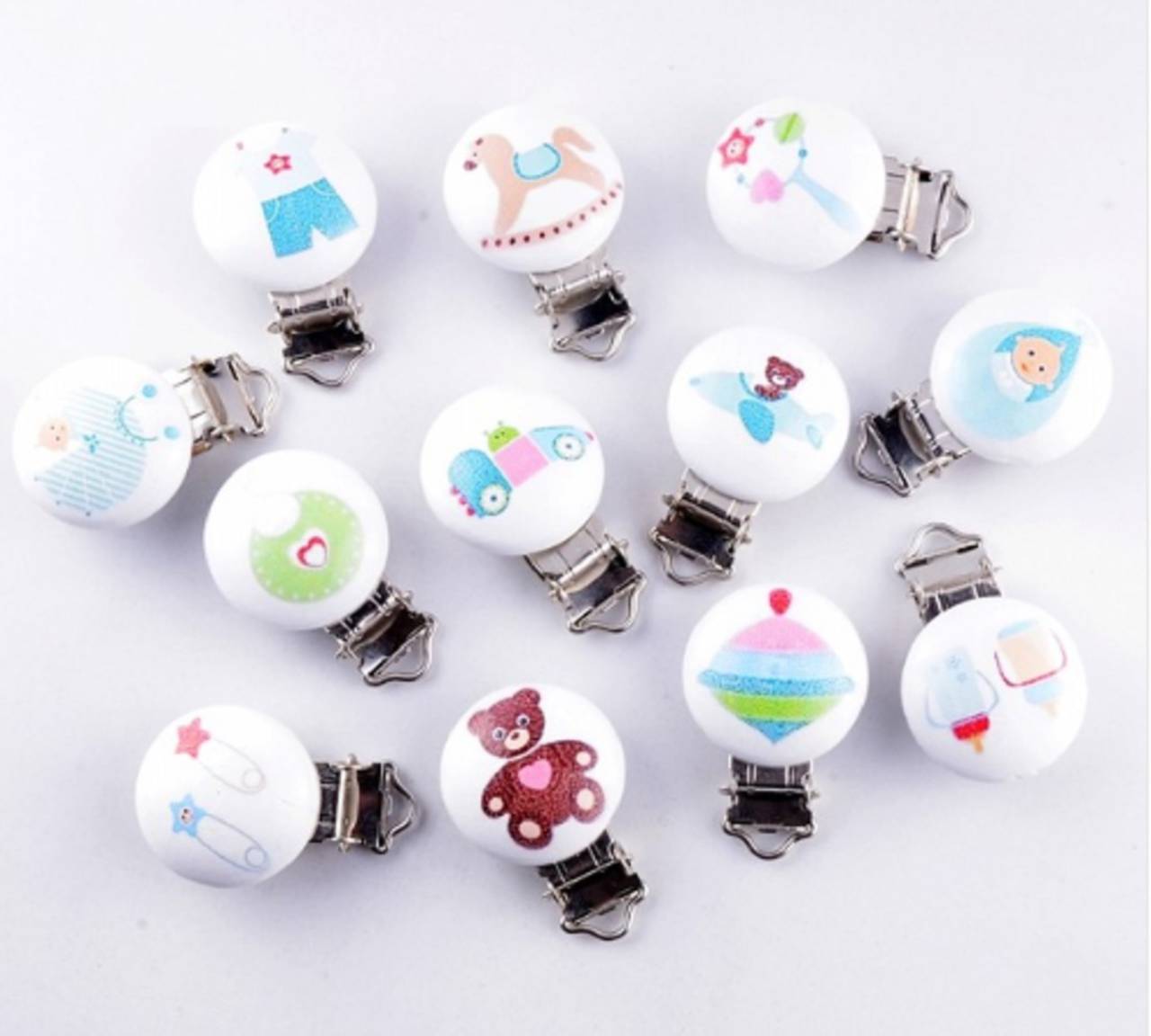 KL104 Klip na dudlík chlapčenský mix 2,9 cm