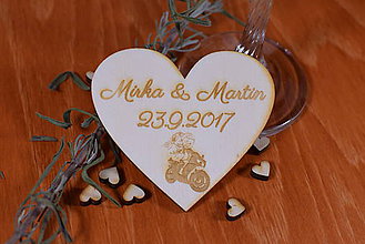 Darčeky pre svadobčanov - Gravírovaná drevená svadobná magnetka ako darček na redový tanec 106 - 8919772_