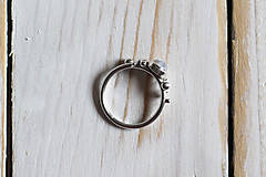 Prstene - Strieborný ligotavý prsteň s adulárom - Bokeh Moon - 8943211_