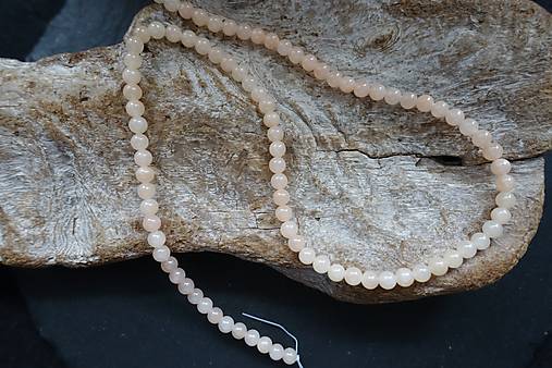 Minerály - Jadeit 4OR1 - 8947949_