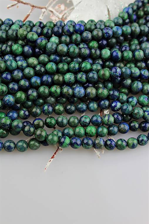 Minerály - fenix korálky 8mm AKCIA! (lapis lazuli s malachitom) - 8973896_