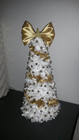 Vianočný stromček zo stúh - zlatý