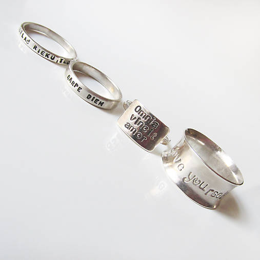 Prstene - MiniMe_PersonalGuard / strieborný prstienok s ražbou - 8981175_