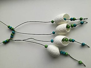 Náhrdelníky - Zelenomodrý náhrdelník s hodvábnymi kokónmi - 9007971_