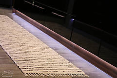 Úžitkový textil - Ručne tkaný koberec KOBERČEKY SLUŠŇÁK 100 cm šírka hnedý - 9033939_