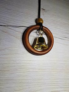 Náhrdelníky - Drevený náhrdelník / prívesok (Zlatý) - 9045477_