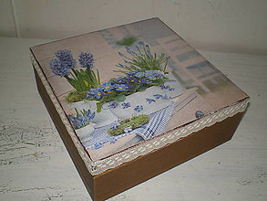 Dekorácie - Drevená krabička jarná - 9044968_