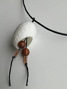 Náhrdelníky - Hnedý náhrdelníček s hodvábnym kokónom - 9050770_