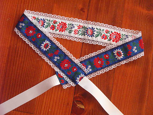 Opasky - Folklórny opasok 3,5cm modro- biely s čipkou - 9051873_