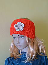 Detské čiapky - Cervena celenka so svetlohnedou kvetinkou - 9053279_