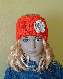 Detské čiapky - Cervena celenka so svetlohnedou kvetinkou - 9053276_
