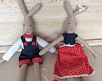 Dekorácie - párik zajac a zajačica (tmavomodro-červeno-biely) - 9055097_