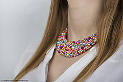 Náhrdelníky - Pestrofarebný náhrdelník - 9065289_