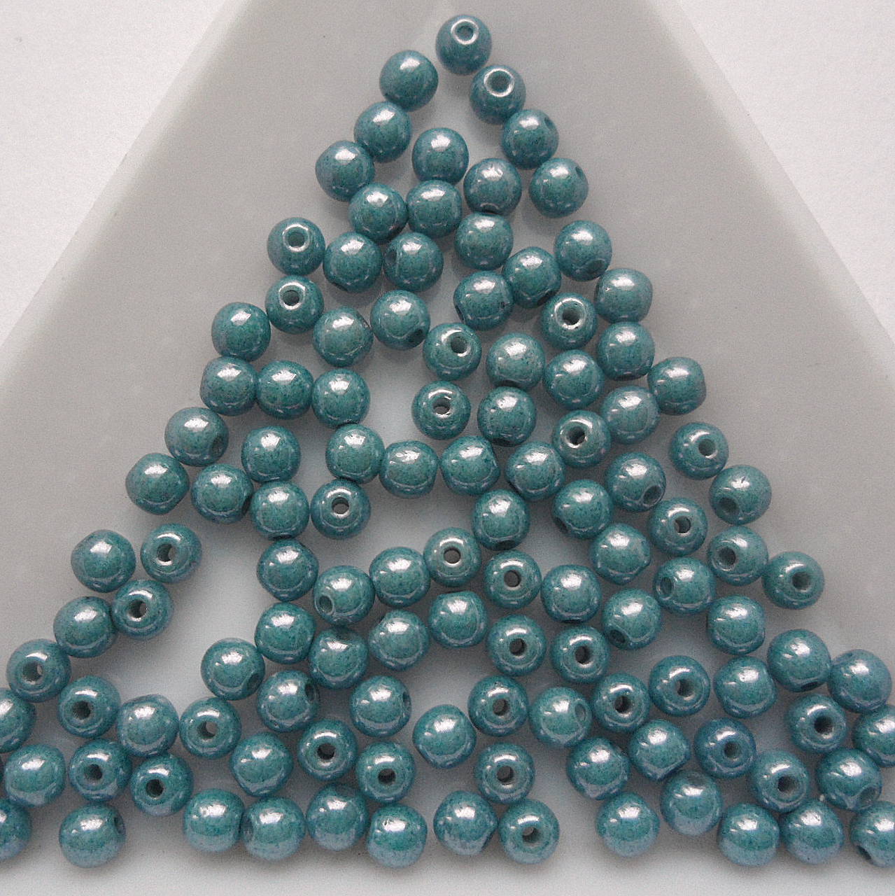 Skl.korálky 3mm-20ks (light blue)