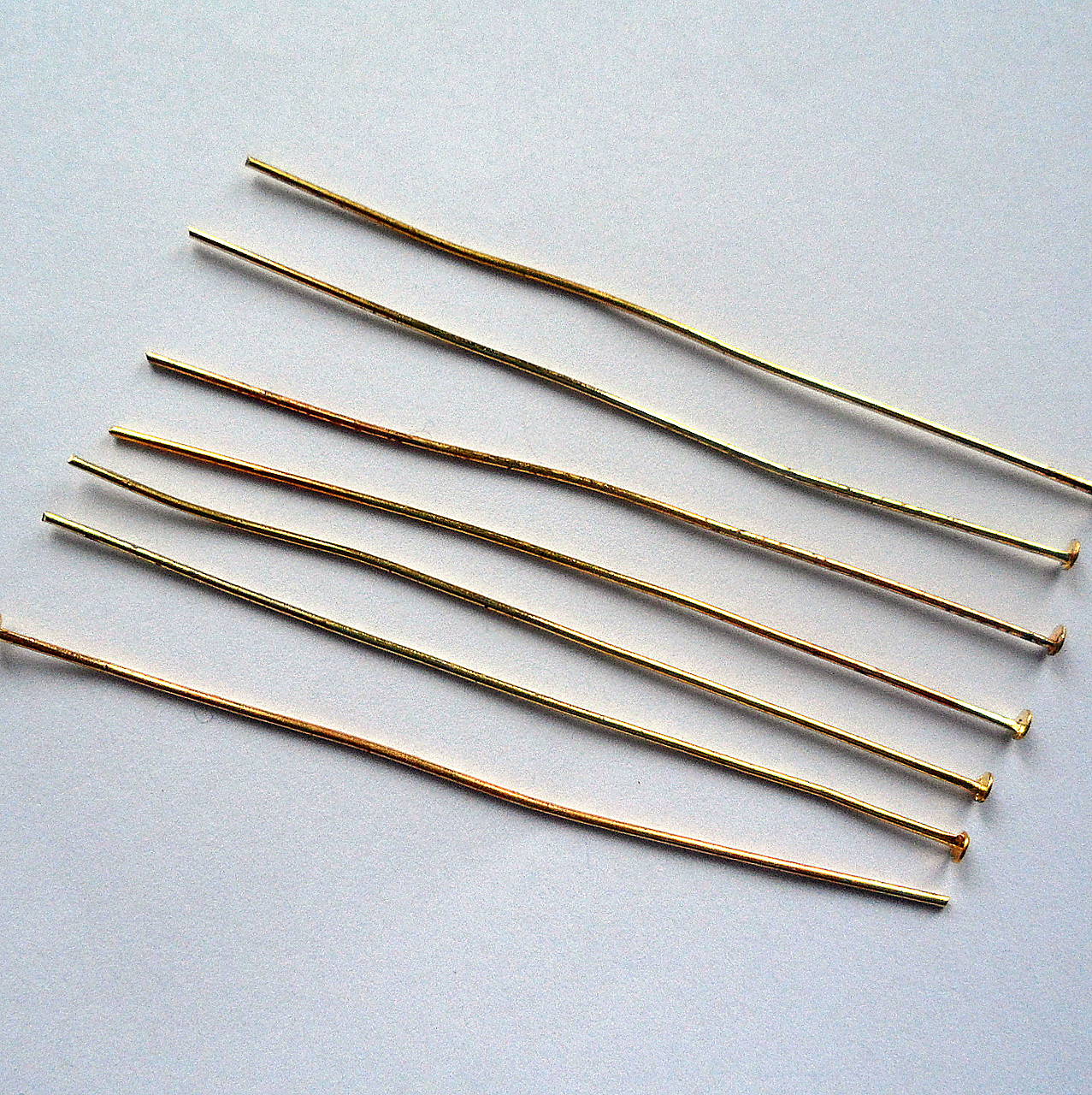 Ketlovací nit-zlatý (70x0,8mm-1ks)