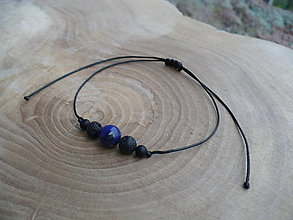 Náramky - jednoduchý šnúrkový náramok s Onyxom a Lapis Lazuli - 9118896_