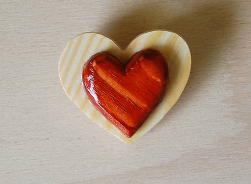 Predaná Brošňa z dreva - Srdce 2