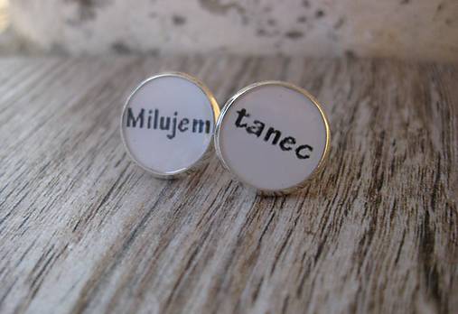 Náušnice - Náušnice s nápisom, striebro 925, 13mm (Milujem tanec , striebro 925, 13 mm, č.1726) - 9131968_