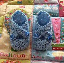Detské topánky - pletené papučky so srdiečkami (modré) - 9146023_