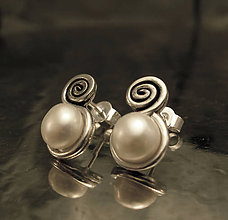 Náušnice - perlové napichovačky so špirálkou - AG 925 - 9176238_