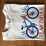 Topy, tričká, tielka - Otcosynovské maľované tričká s motívom bicykla (Modro - červený variant (pánske + detské tričko)) - 9179290_