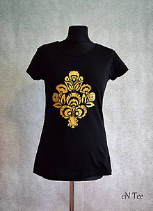 Topy, tričká, tielka - Maľované tričko so zlatým ľudovým vzorom - 9185594_