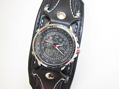 Gotické hodinky čierne