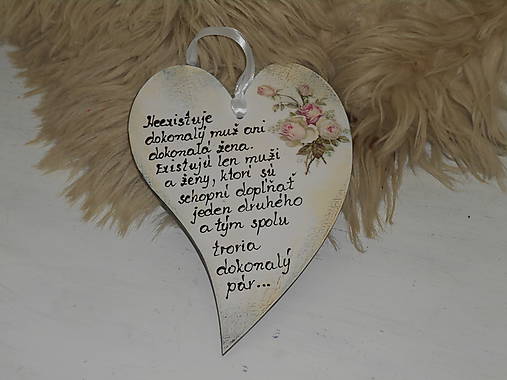 Tabuľky - Drevené romantické srdiečko - 9209562_